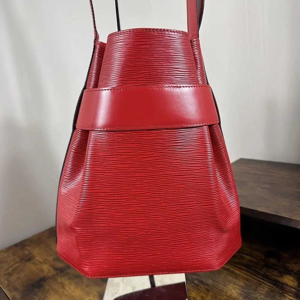 Louis Vuitton Vintage Bucket Crossbody Bag Womens Small Red Epi Leather France